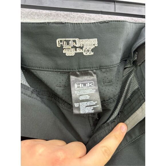 Huk Mens Black Next Level Fishing Quick Dry Performance Cargo Shorts Size 2XL - Picture 5 of 7